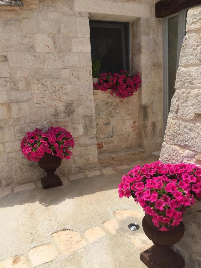 Trullo Masso Antico Villa อัลเบโรเบลโล ภายนอก รูปภาพ