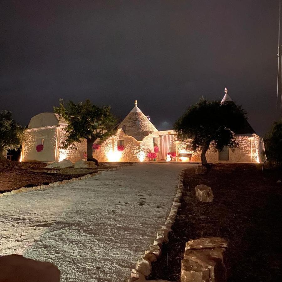 Trullo Masso Antico Villa อัลเบโรเบลโล ภายนอก รูปภาพ