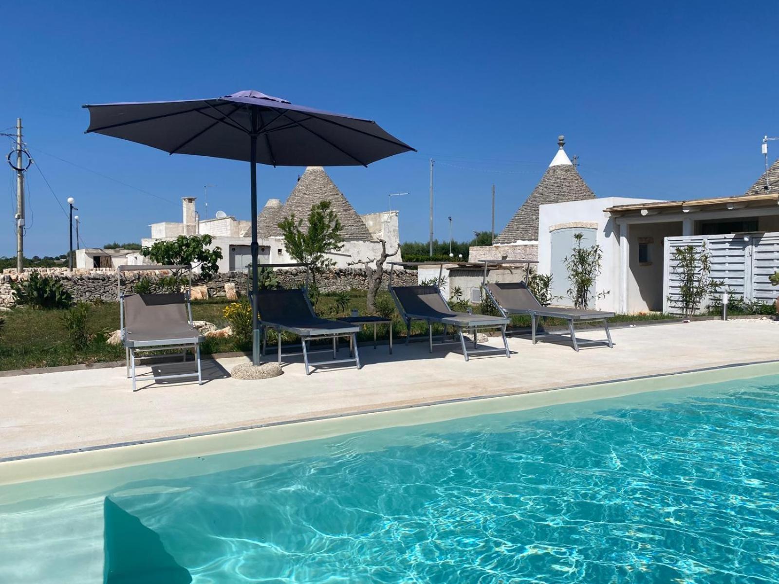 Trullo Masso Antico Villa อัลเบโรเบลโล ภายนอก รูปภาพ