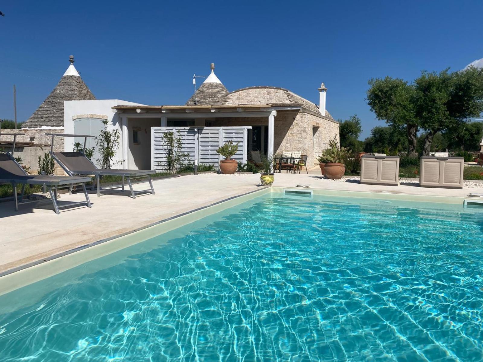 Trullo Masso Antico Villa อัลเบโรเบลโล ภายนอก รูปภาพ