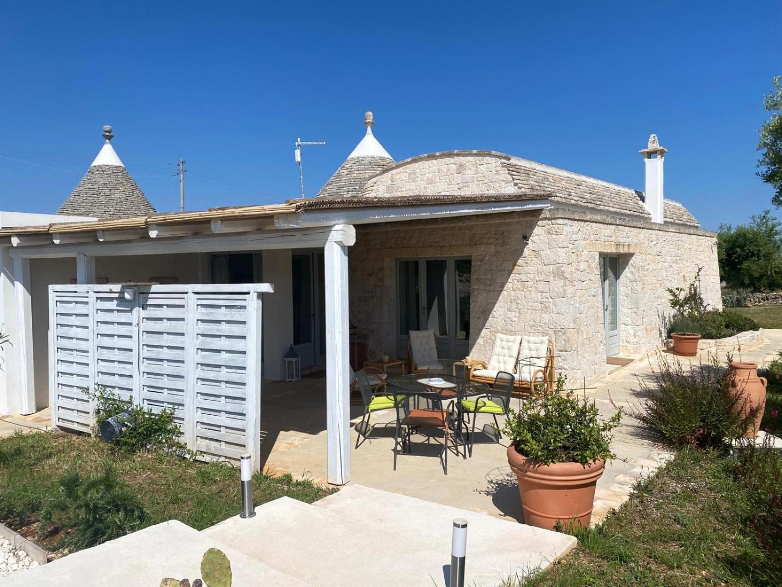Trullo Masso Antico Villa อัลเบโรเบลโล ภายนอก รูปภาพ